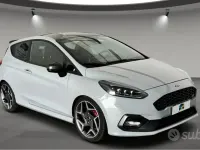 Usata Ford Fiesta Performance Edition 205 CV (150 kW) 2019 Grigio Utilitaria