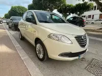Usata Lancia Ypsilon 85 CV (62 kW) 2013 Bianco Utilitaria