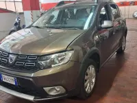 Usata Dacia Sandero Ambiance 90 CV (66 kW) 2017 Utilitaria