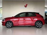 Usata Opel Corsa 101 CV (74 kW) 2024 Rosso / tetto nero Utilitaria