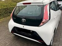 Usata Toyota Aygo X-play 2017 Bianco Utilitaria