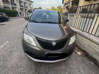 Usata Lancia Ypsilon 69 CV (50 kW) 2018 Grigio Utilitaria