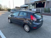 Usata Ford Fiesta 75 CV (55 kW) 2013 Grigio Utilitaria