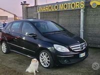 Usata Mercedes B180 109 CV (80 kW) 2007 Nero Monovolume