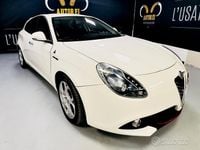 Usata Alfa Romeo Giulietta Distinctive 105 CV (77 kW) 2015 Bianco Utilitaria