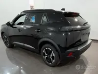 Usata Peugeot 2008 Allure 100 CV (73 kW) 2024 Nero SUV