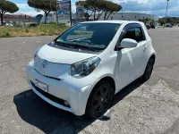 Usata Toyota iQ Lounge 68 CV (50 kW) 2014 Bianco Utilitaria