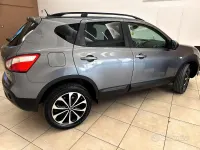 Usata Nissan Qashqai Tekna 131 CV (96 kW) 2013 Grigio SUV