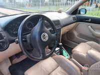 Usata VW Golf IV 116 CV (85 kW) 2002 Nero Utilitaria