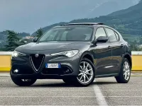 Usata Alfa Romeo Stelvio Executive 210 CV (154 kW) 2017 Nero SUV