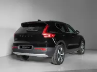 Usata Volvo XC40 120 CV (88 kW) 2023 Nero SUV