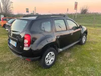Usata Dacia Duster Ambiance 107 CV (78 kW) 2011 Nero SUV