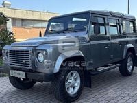 Usata Land Rover Defender SE 122 CV (89 kW) 2009 Grigio Station wagon