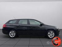 Usata Peugeot 308 131 CV (96 kW) 2019 Nero metallizzato Station wagon