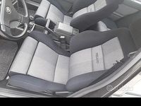 Usata Alfa Romeo 75 165 CV (121 kW) 1991 Nero Berlina