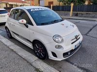 Usata Abarth 500 135 CV (99 kW) 2016 Bianco Utilitaria