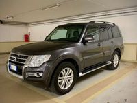 usata Mitsubishi Pajero PajeroIV 3.2 DI-D16V Instyle aut. 7posti (Euro 6)