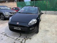 Usata Fiat Punto Street 78 CV (57 kW) 2018 Nero Utilitaria