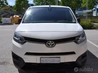 Gebraucht Toyota Proace City Active 75 PS (55 kW) 2021 Weiß Van / Kleinbus