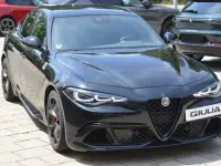 Usata Alfa Romeo Giulia Quadrifoglio 519 CV (381 kW) 2024 Nero Berlina
