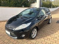 Usata Ford Fiesta Titanium 70 CV (51 kW) 2012 Nero Coupé