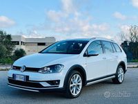 Usata VW Golf Alltrack Executive 110 CV (80 kW) 2016 Bianco Station wagon