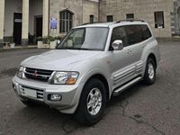 Usata Mitsubishi Pajero 160 CV (117 kW) 2001 Argento SUV
