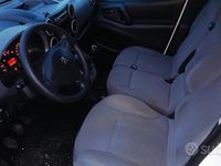 Usata Peugeot Partner 2015 Bianco Monovolume