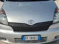 Usata Toyota Yaris 75 CV (55 kW) 2002 Grigio Monovolume