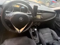 Usata Alfa Romeo Giulietta Super 120 CV (88 kW) 2017 Nero Utilitaria