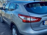Usado Nissan Qashqai Acenta 110 CV (80 kW) 2015 Gris SUV