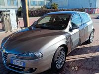 usata Alfa Romeo 147 3p 1.9 jtd Distinctive 120cv