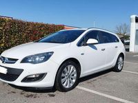 Usata Opel Astra Cosmo 140 CV (102 kW) 2013 Station wagon