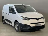 Usata Toyota Proace City Active 102 CV (75 kW) 2021 Bianco Monovolume