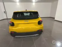 Usata Jeep Avenger Altitude 101 CV (74 kW) 2024 Giallo SUV