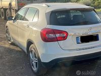 Usata Mercedes GLA200 136 CV (100 kW) 2017 Bianco SUV