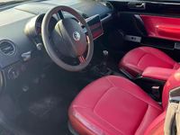 Usata VW New Beetle 105 CV (77 kW) 2009 Nero Utilitaria