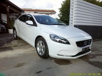 Usata Volvo V40 Momentum 120 CV (88 kW) 2016 Bianco Station wagon