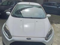 Usata Ford Fiesta 75 CV (55 kW) 2017 Bianco Utilitaria