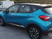 Usata Renault Captur Intens 90 CV (66 kW) 2016 Blu SUV