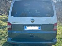 Begagnad VW Caravelle 131 HK (96 kW) 2006 Blå Van