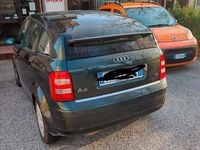 Usata Audi A2 75 CV (55 kW) 2003 Verde Utilitaria