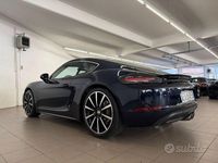 Usata Porsche 718 Cayman 299 CV (219 kW) 2019 Blu Coupé