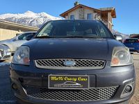 Usata Ford Fiesta Ghia 68 CV (50 kW) 2007 Grigio Berlina