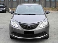 Usata Lancia Ypsilon Silver 69 CV (50 kW) 2023 Grigio Utilitaria