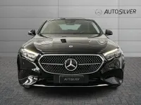 Usata Mercedes E200 Advanced 163 CV (119 kW) 2025 Nero / pastello Berlina