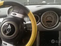 Usata Mini Cooper 116 CV (85 kW) 2002 Giallo Utilitaria