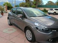 Usata Renault Clio IV 75 CV (55 kW) 2015 Grigio Berlina