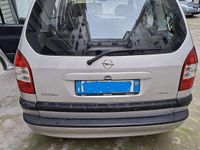 Usata Opel Zafira Elegance 101 CV (74 kW) 2004 Monovolume