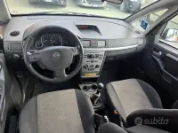 Usata Opel Meriva Enjoy 90 CV (66 kW) 2005 Grigio Monovolume